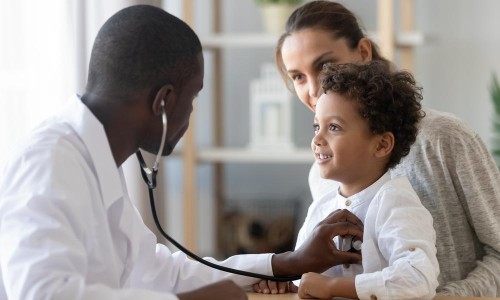 Como a COOPEDPI Contribui para o Cuidado das Crianças